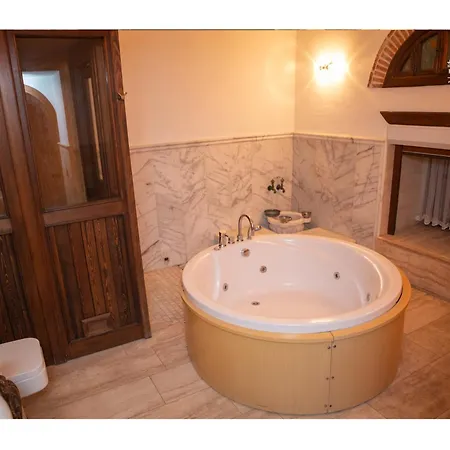 מלון Kervansaray Antique 4*