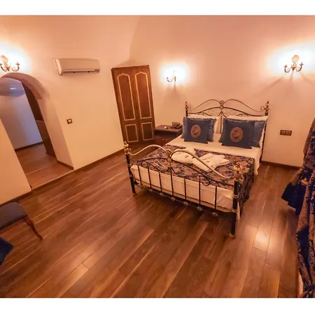 Hotell Kervansaray Antique Çeşme