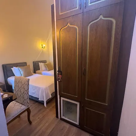 Kervansaray Antique Hotel Cesme